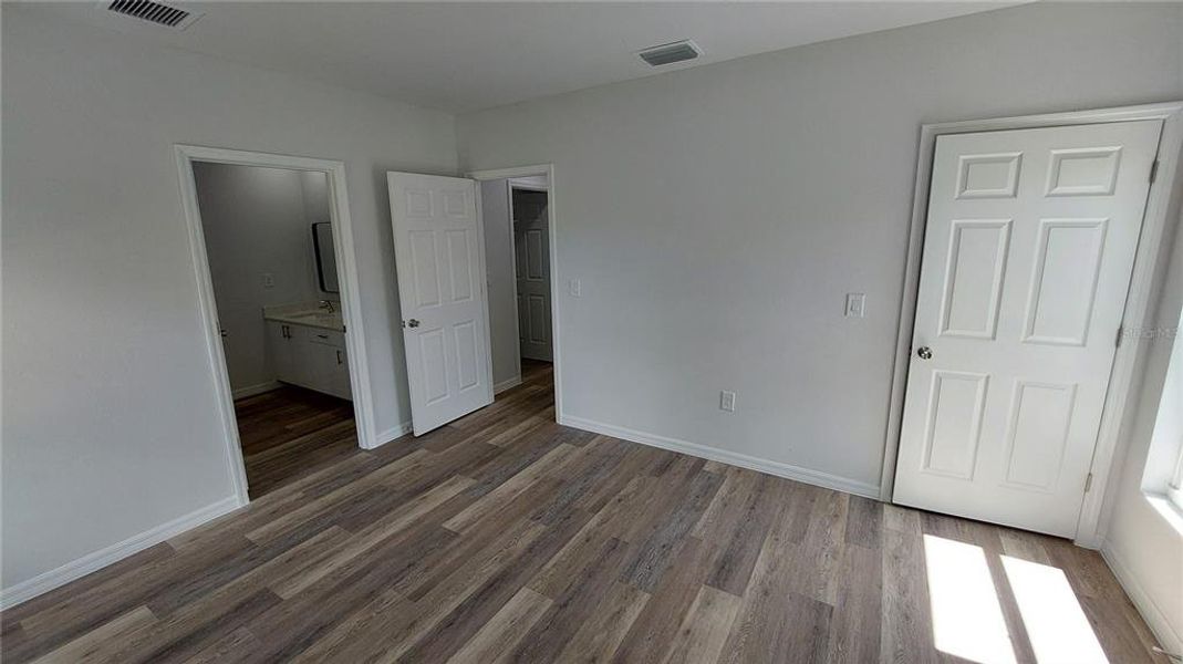 Image 8 of a home in . Image 8 of a home in .