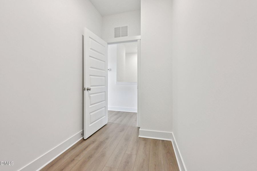 29-web-or-mls-Dunzo Dr-S1203-029 29-web-or-mls-Dunzo Dr-S1203-029