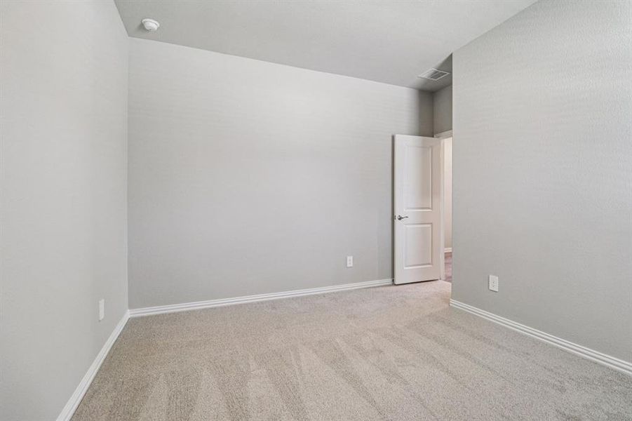 Photo is not of the actual home, but is an inspirational photo of builder’s model home and may depict options, furnishings, and/or decorator features that are not included.