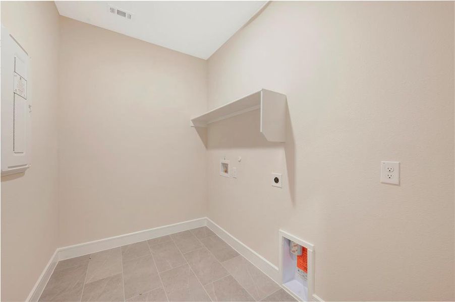 Spacious, unfurnished interior of a new home in Elevon, Lavon (Image 21). Spacious, unfurnished interior of a new home in Elevon, Lavon (Image 21).