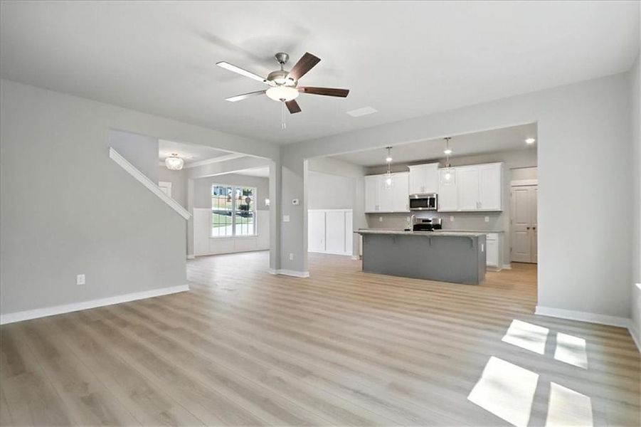 Spacious, unfurnished interior of a new home in , Jefferson (Image 34).