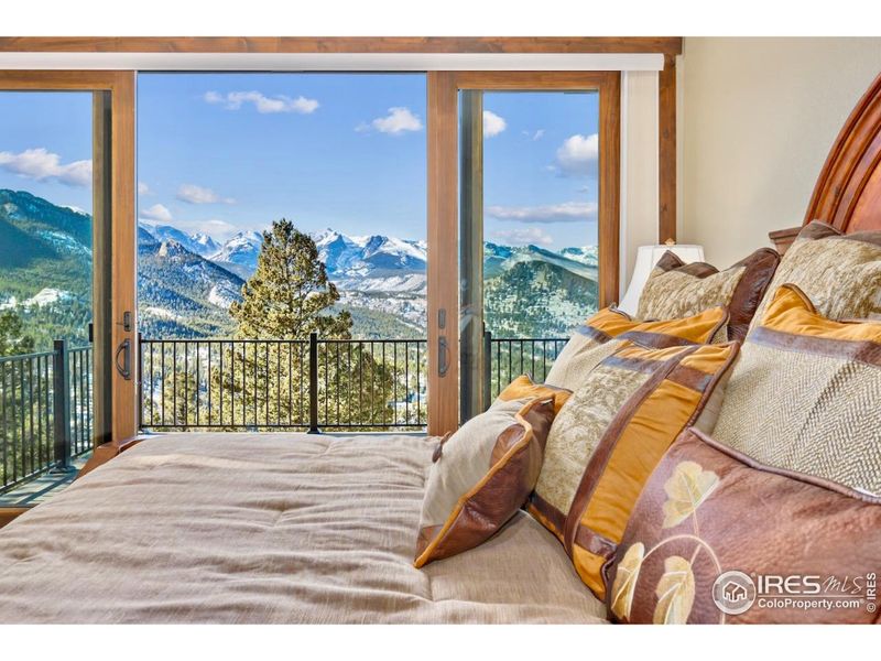 Example of possible views, furnishings and finishes