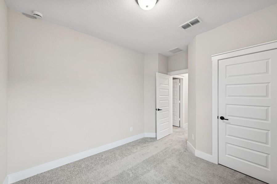 Spacious, unfurnished interior of a new home in , Katy (Image 15).
