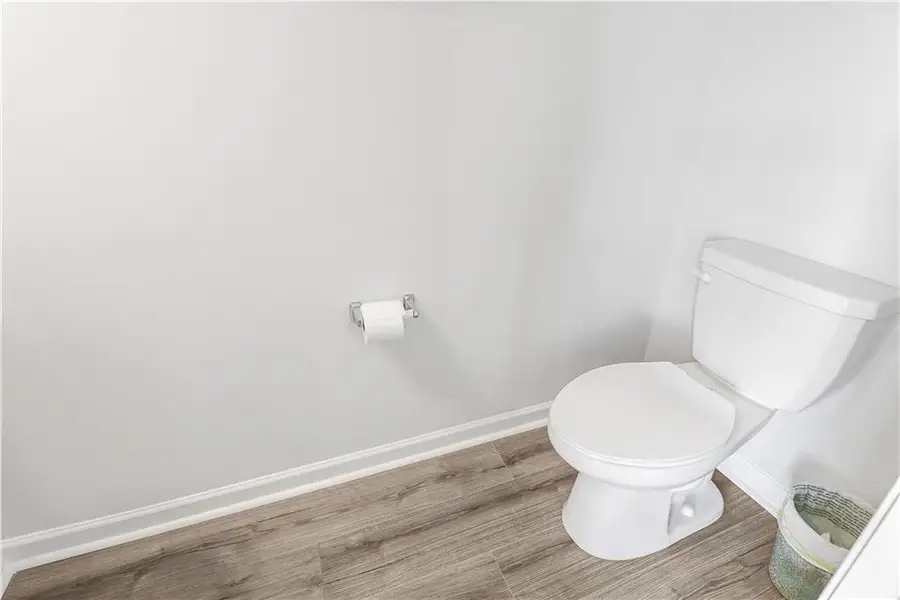 Image 34 of a home in .