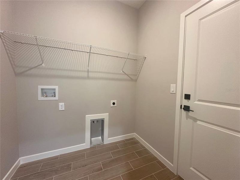 Washer/Dryer Hookup • Entrance to Kitchen