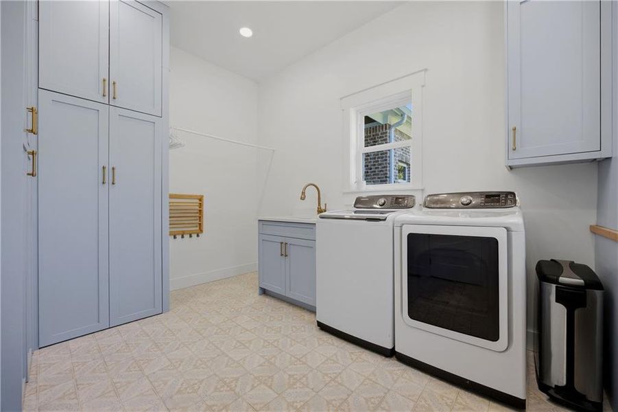 Furnished interior view inside a new home in , Sugar Hill (Image 47).