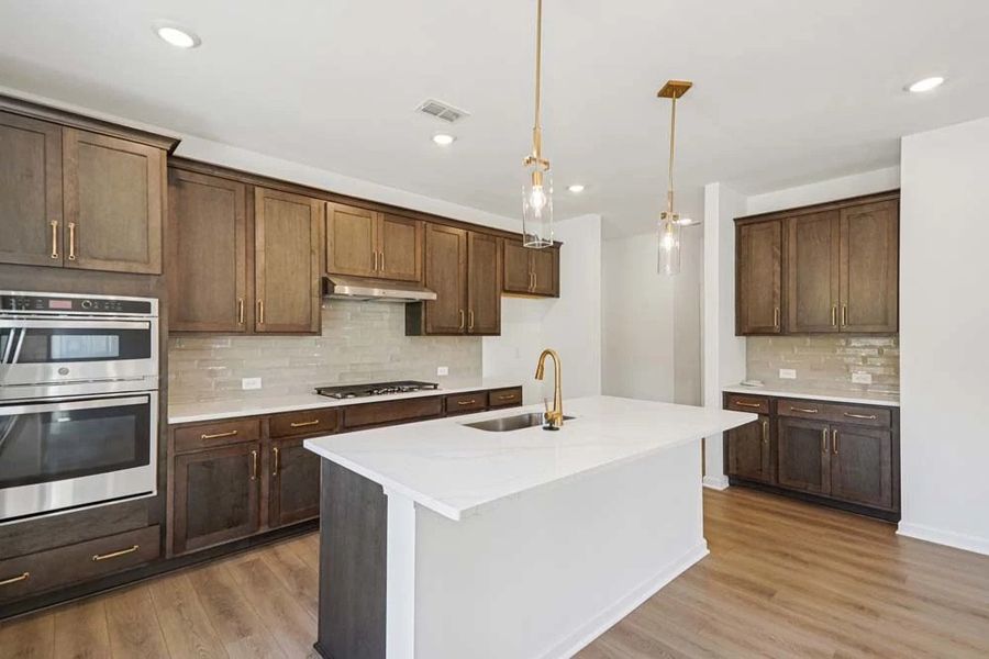 Kitchen featuring Oxford Collection Finishes