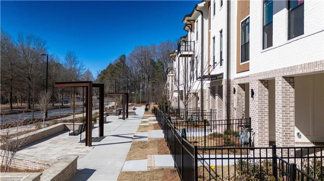 Community amenities in Ecco Park, Alpharetta (Image 33).
