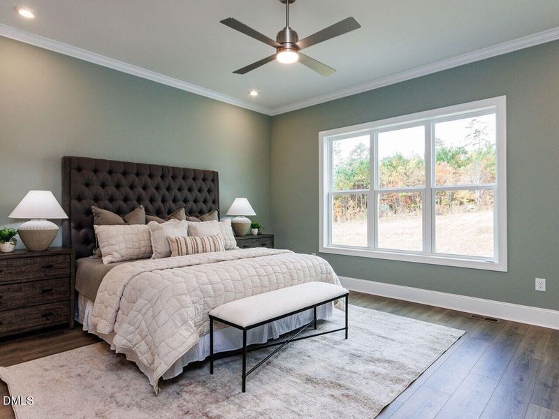 016-1280x960-primary-bedroom