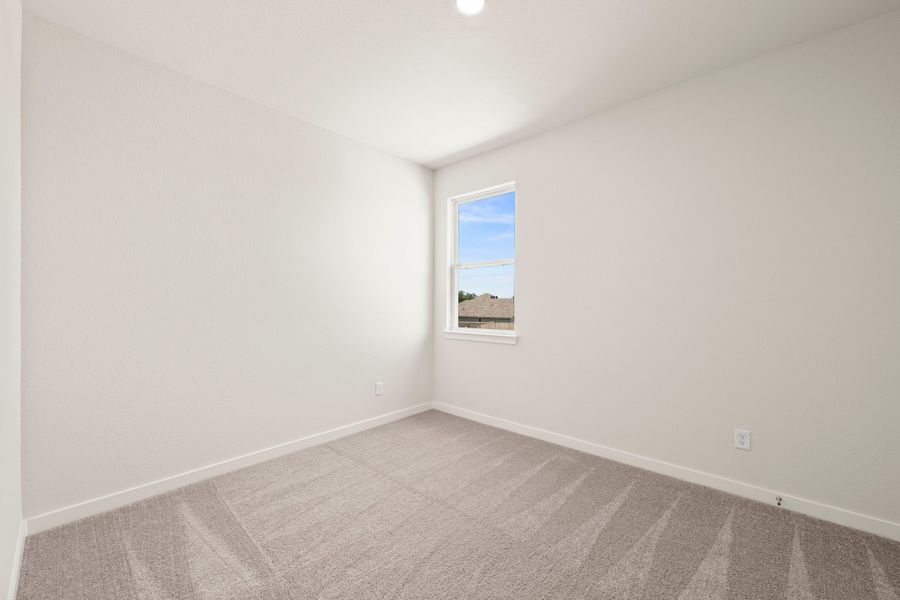 Spacious, unfurnished interior of a new home in South Pointe, Temple (Image 12).