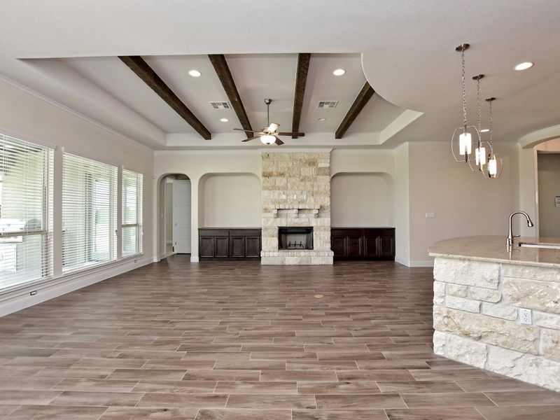 Representative unfurnished interior of a home built from the San Simeon I by Giddens Homes in Clearwater Ranch, Liberty Hill (Image 481).