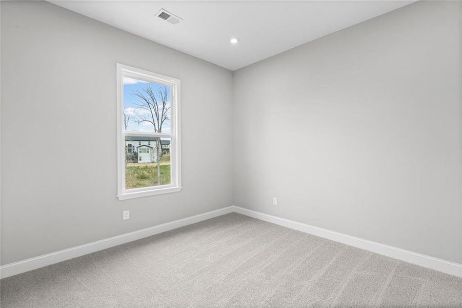 Spacious, unfurnished interior of a new home in Twin Lakes, Hoschton (Image 30). Spacious, unfurnished interior of a new home in Twin Lakes, Hoschton (Image 30).