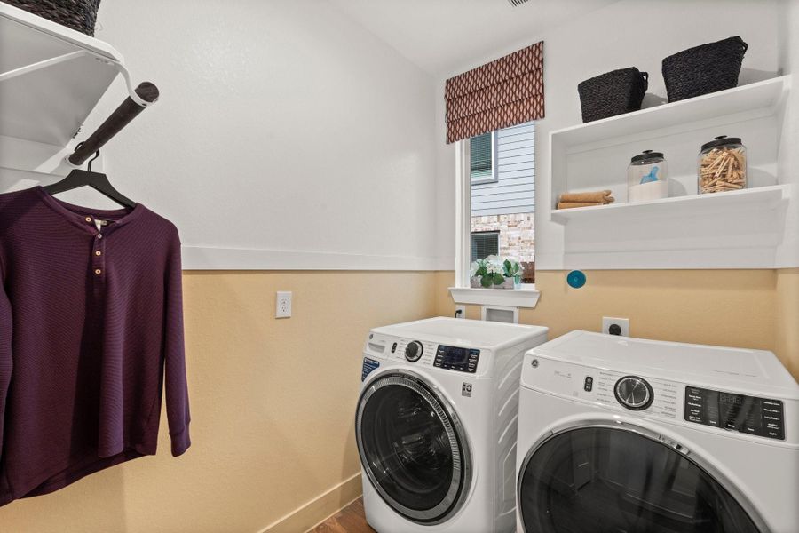 **Photos are representative - not of actual home** **Photos are representative - not of actual home**