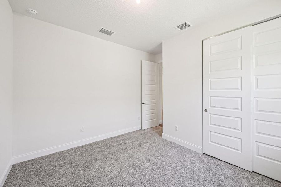 5665 Hampton Park Circle Vero Beach (17