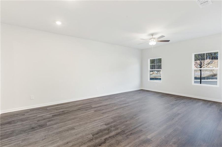 Spacious, unfurnished interior of a new home in , Conyers (Image 12).