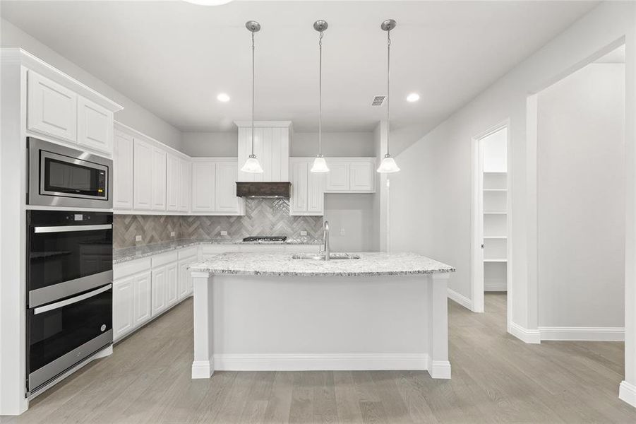 8409 Watersway  Kitchen