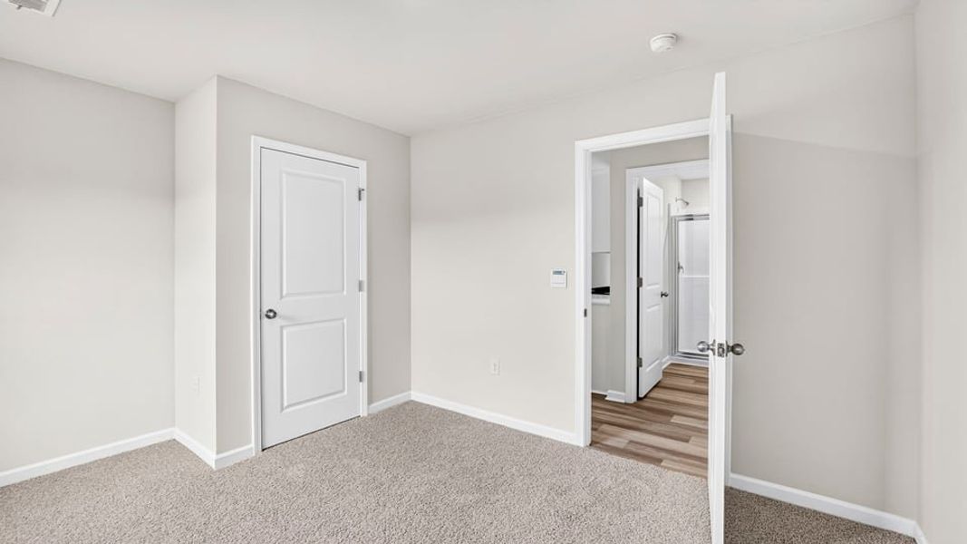 Spacious, unfurnished interior of a new home in Tyger Pines, Moore (Image 26).