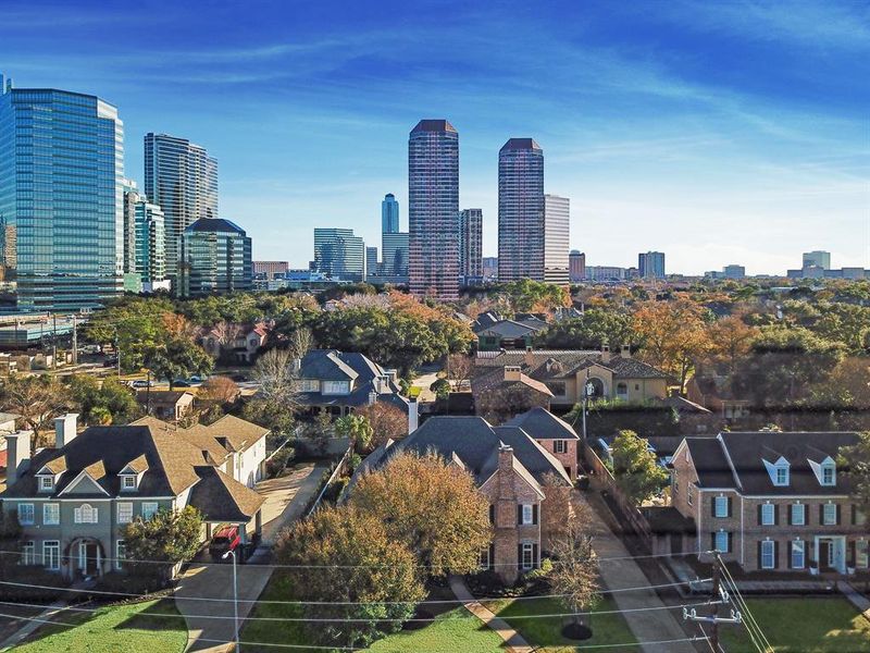 Southeastern Perspective from the Beverly's location- this perspective flaunts the mid-rises proximity to all of Uptown Houston.