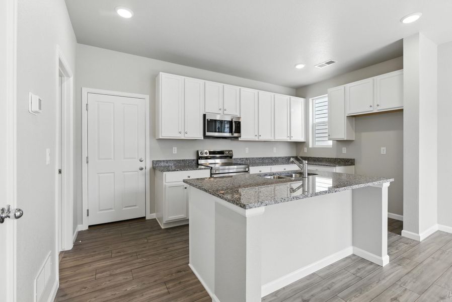 Furnished interior view inside a new home in Pintail Commons at Johnstown Village, Johnstown (Image 6).
