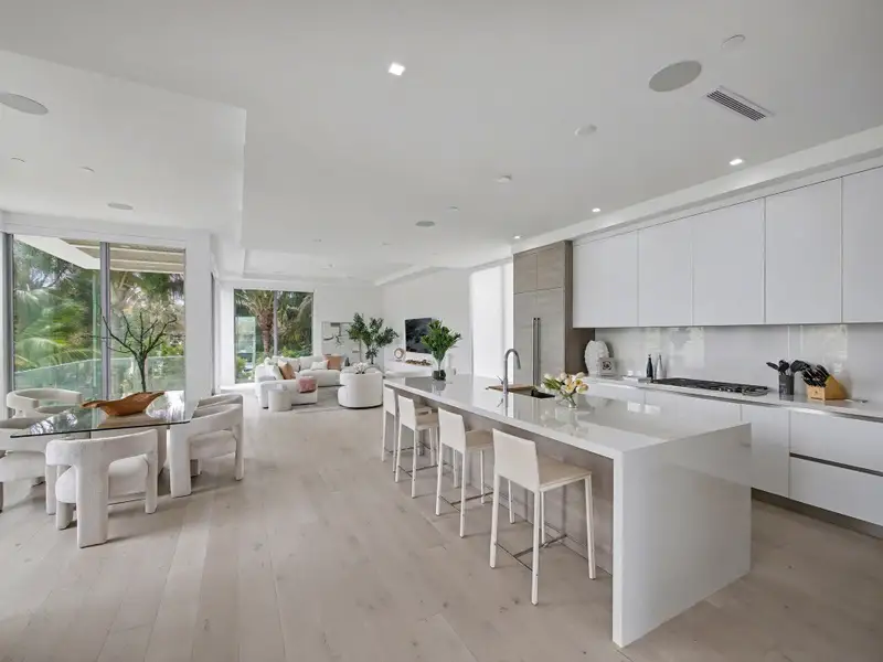 7-web-or-mls-P6160621-RW2