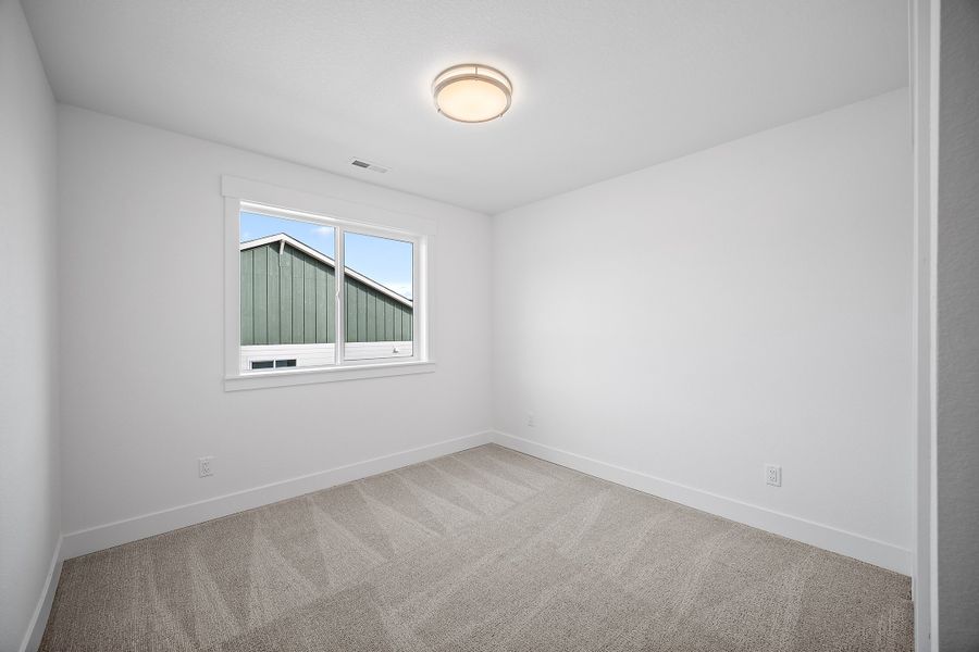 Spacious, unfurnished interior of a new home in Jackson Creek, Monument (Image 30).