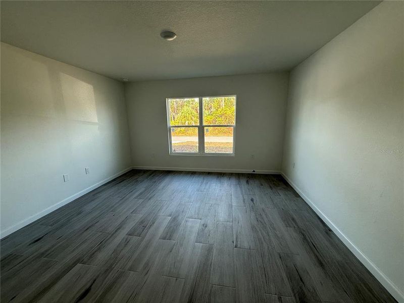 Spacious, unfurnished interior of a new home in , North Port (Image 12).