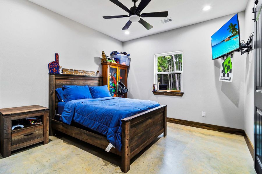 Furnished interior view inside a new home in , Livingston (Image 16).