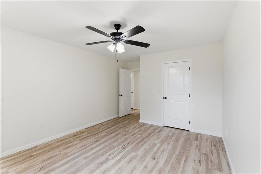 Spacious, unfurnished interior of a new home in , Rome (Image 30).