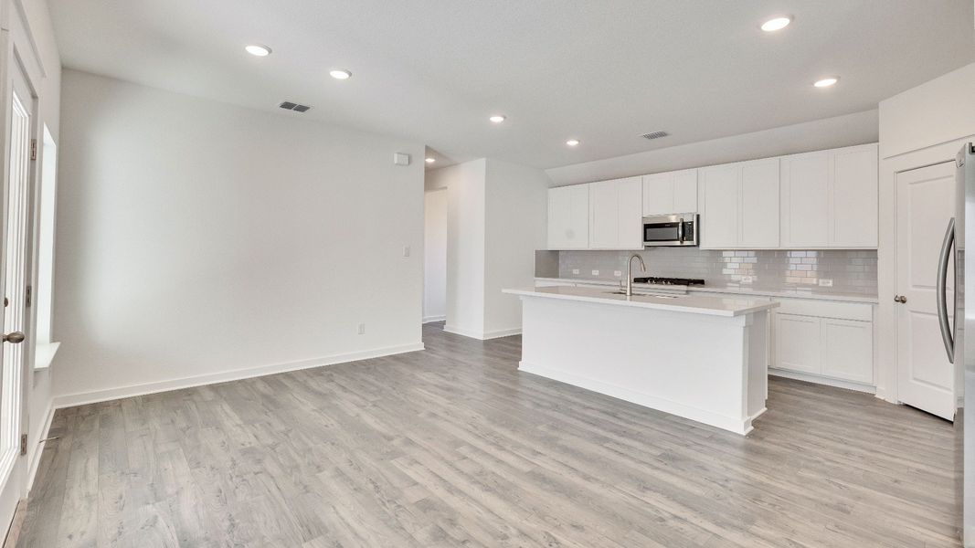 Carrol III Floor Plan - Representative Photos