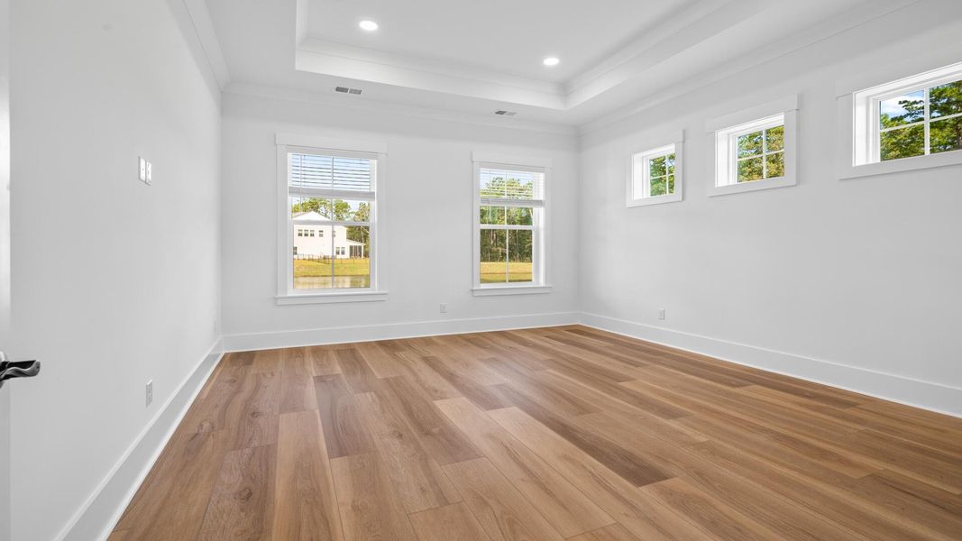 Spacious, unfurnished interior of a new home in Pamlico Terrace, Awendaw (Image 14).