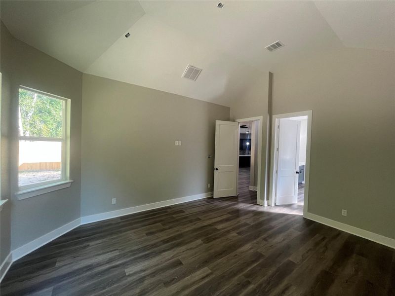 28807 Champion Oak primary bedroom