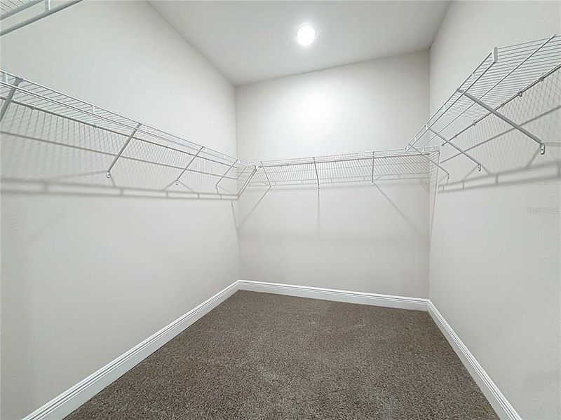 Spacious, unfurnished interior of a new home in , North Port (Image 32).