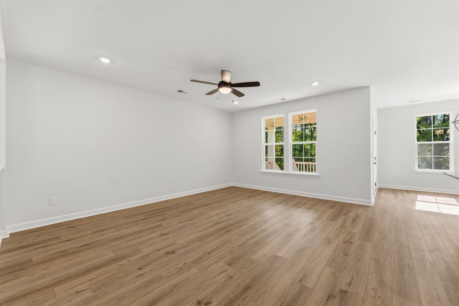 Spacious, unfurnished interior of a new home in Timberland Grove, Anderson (Image 24).