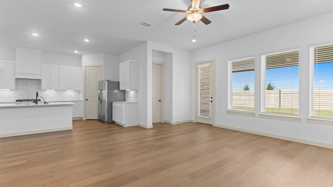Representative unfurnished interior of a home built from the LANCASTER by D.R. Horton in Alexander, Pearland (Image 11). Representative unfurnished interior of a home built from the LANCASTER by D.R. Horton in Alexander, Pearland (Image 11).