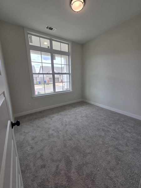 Spacious, unfurnished interior of a new home in Twin Oaks, Oakland (Image 19). Spacious, unfurnished interior of a new home in Twin Oaks, Oakland (Image 19).