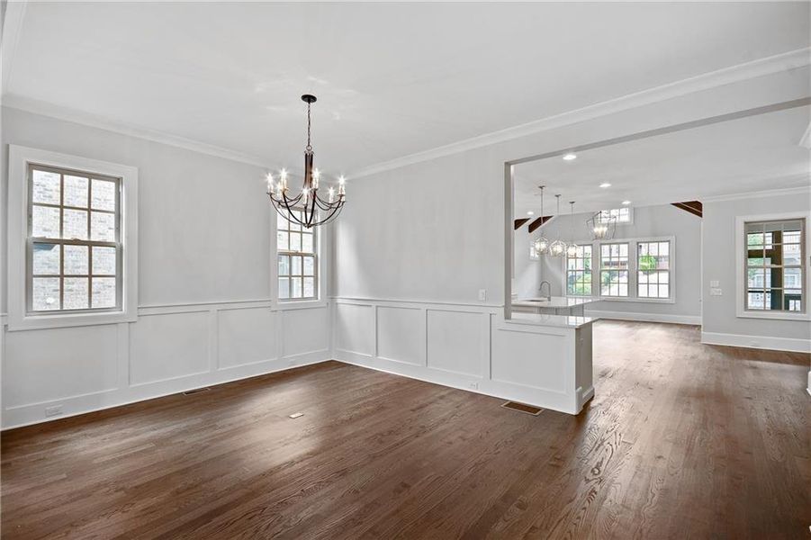 Spacious, unfurnished interior of a new home in Laurel View, Suwanee (Image 25).