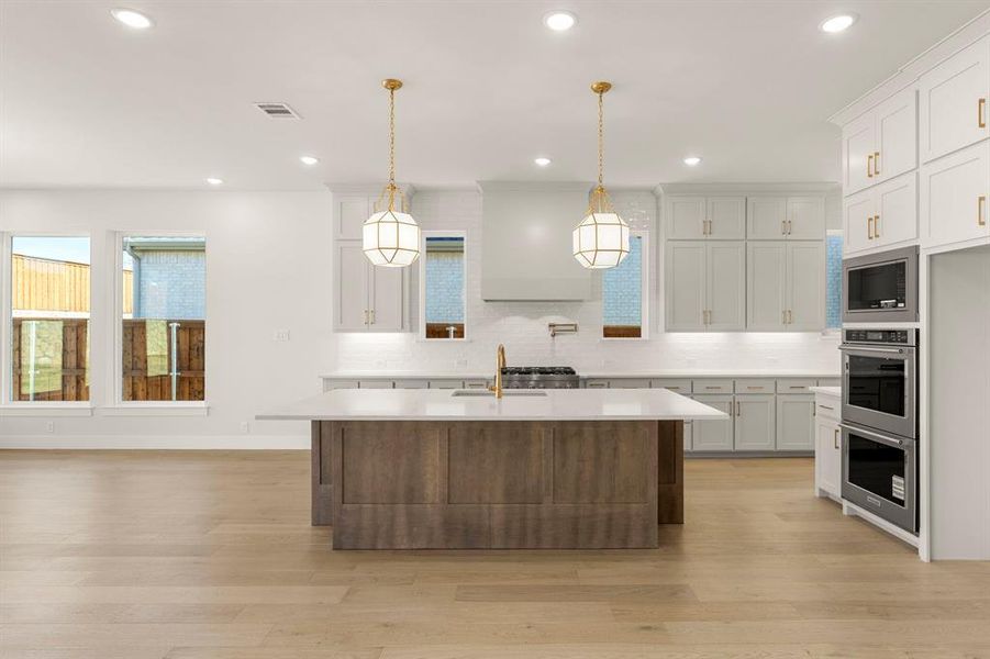 521 Twilight - Kitchen