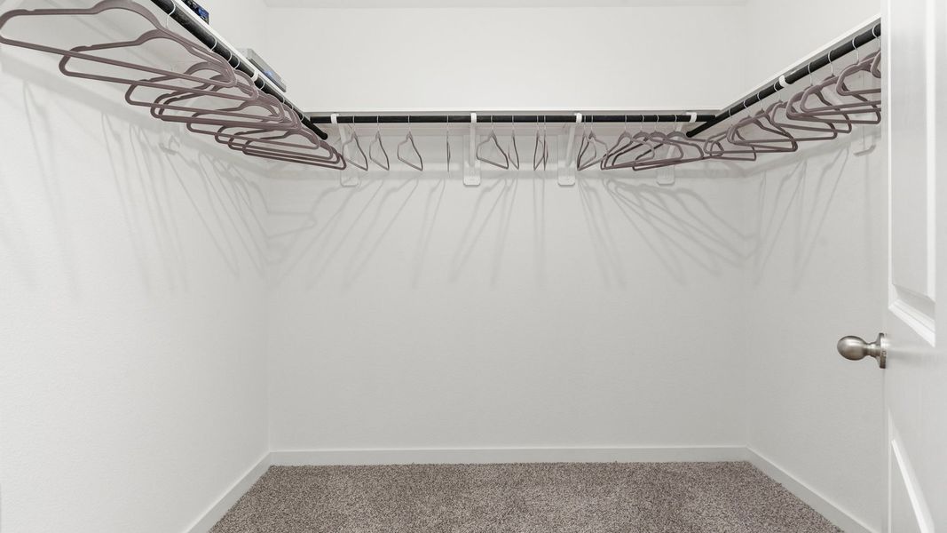 Spacious, unfurnished interior of a new home in Villarosa at Tamarron, Katy (Image 20). Spacious, unfurnished interior of a new home in Villarosa at Tamarron, Katy (Image 20).