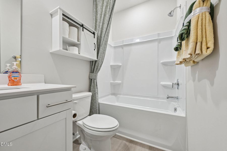 17-web-or-mls-Raleigh - River Glen - 74