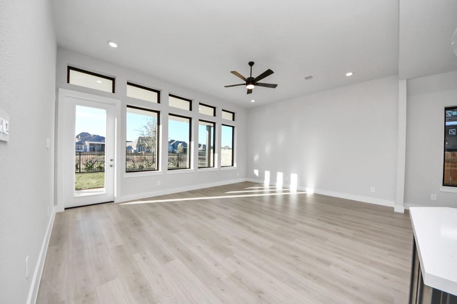 Spacious, unfurnished interior of a new home in Elyson, Katy (Image 22).