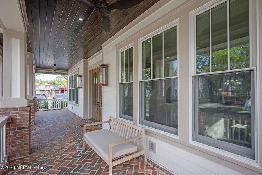 Exterior details and patio area of a home in , Jacksonville (Image 49).