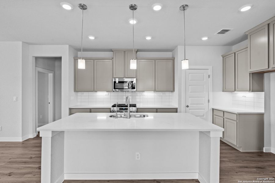 Furnished interior view inside a new home in Weltner Farms 50’s, New Braunfels (Image 10). Furnished interior view inside a new home in Weltner Farms 50’s, New Braunfels (Image 10).