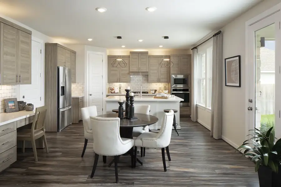 Representative furnished interior of a home built from the Oakville by Scott Felder Homes in Flora, Hutto (Image 3).