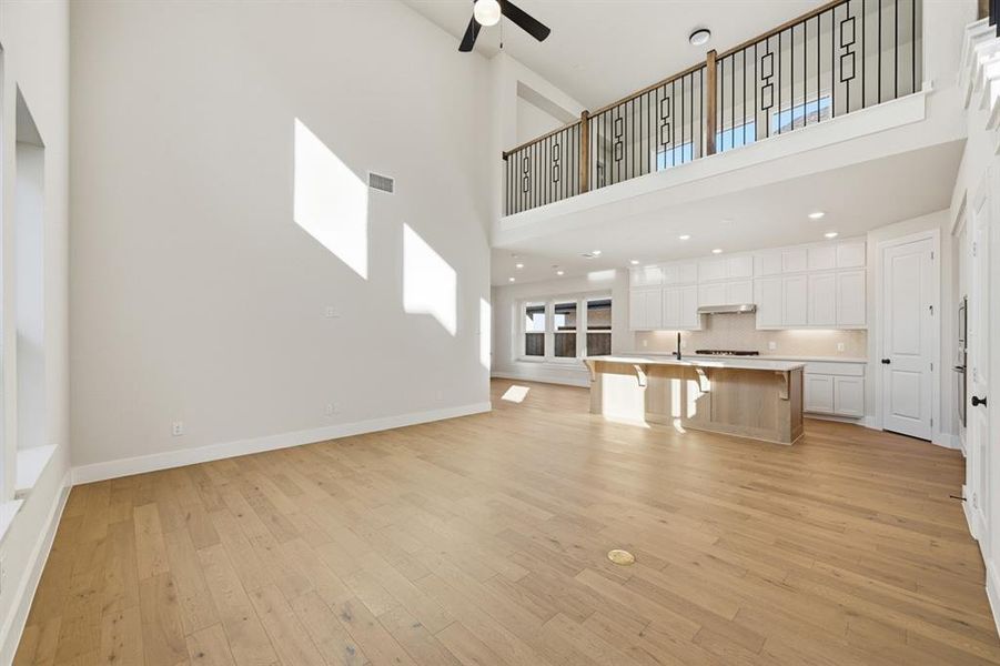 Spacious, unfurnished interior of a new home in Mosaic, Celina (Image 9).