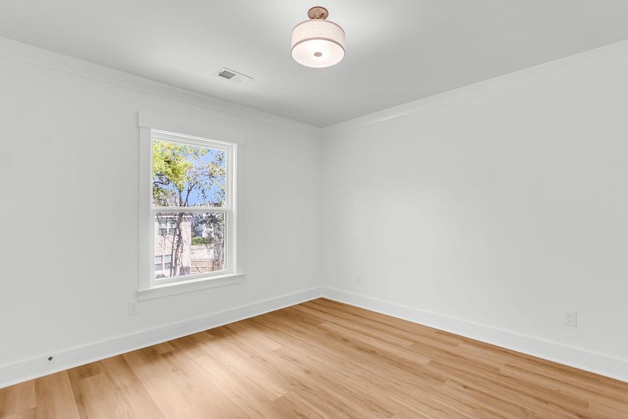 Spacious, unfurnished interior of a new home in , North Charleston (Image 23).
