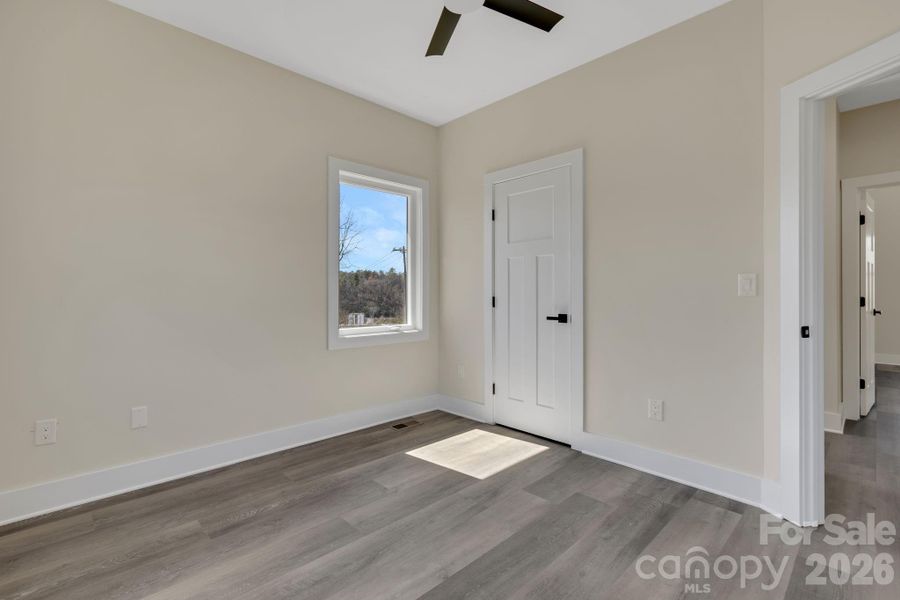 Spacious, unfurnished interior of a new home in , Asheville (Image 34). Spacious, unfurnished interior of a new home in , Asheville (Image 34).