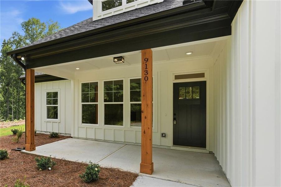 Exterior details and patio area of a home in , Gainesville (Image 3).