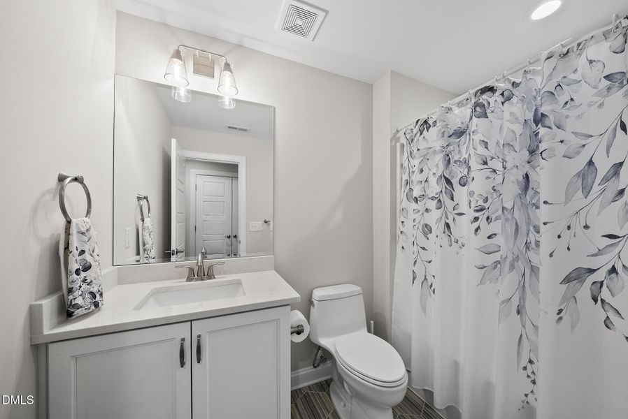 8420 Adagio Cir