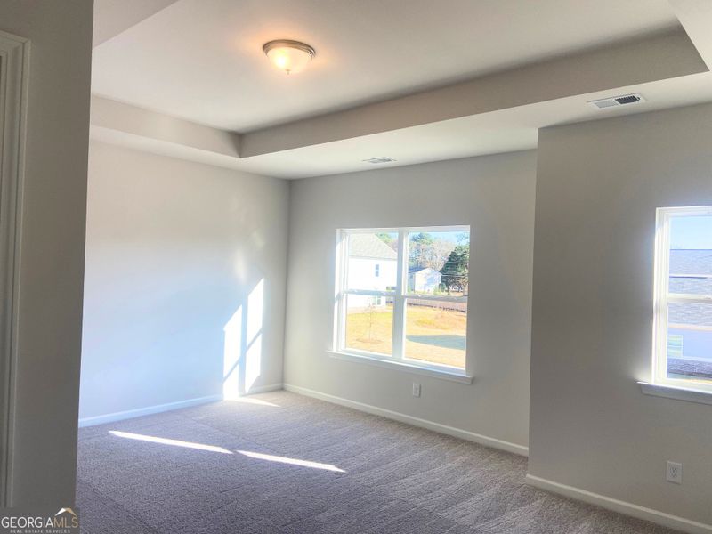 Spacious, unfurnished interior of a new home in Trellis Park, Hampton (Image 20).