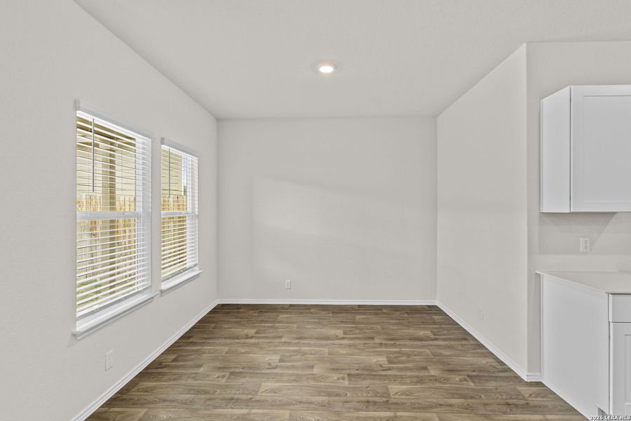 Spacious, unfurnished interior of a new home in Applewood, San Antonio (Image 28).